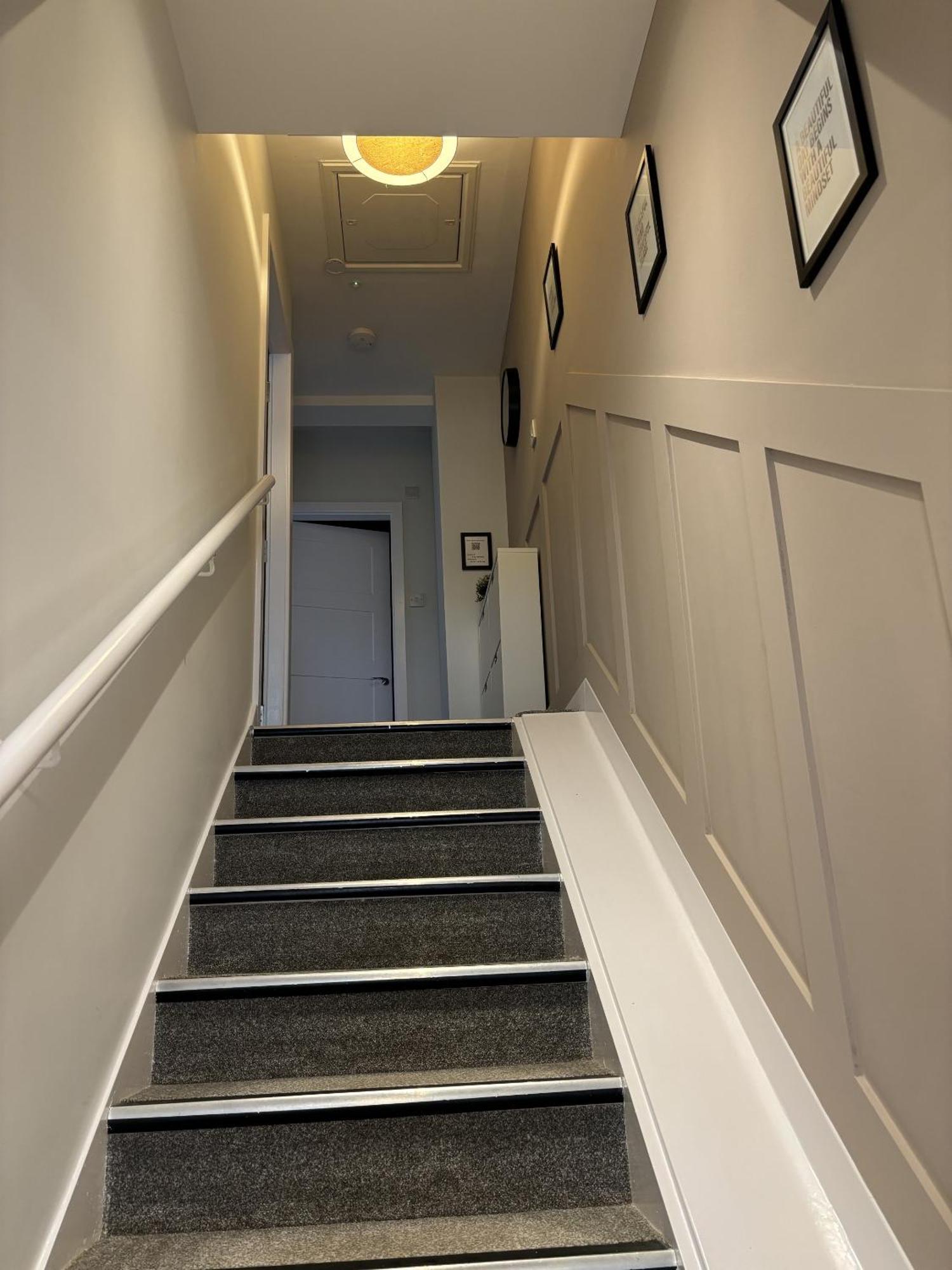 The Hive Apartment Marple エクステリア 写真